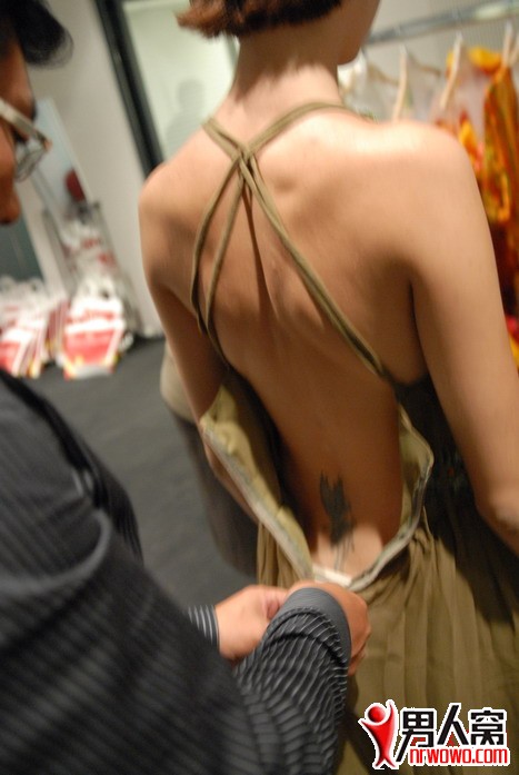 103.jpg