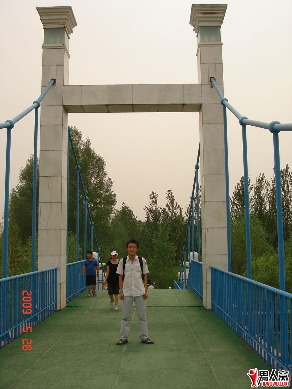 103.jpg