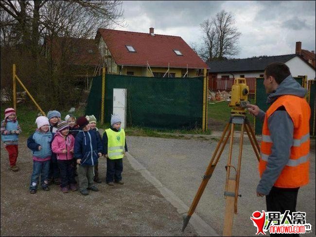 0.jpg